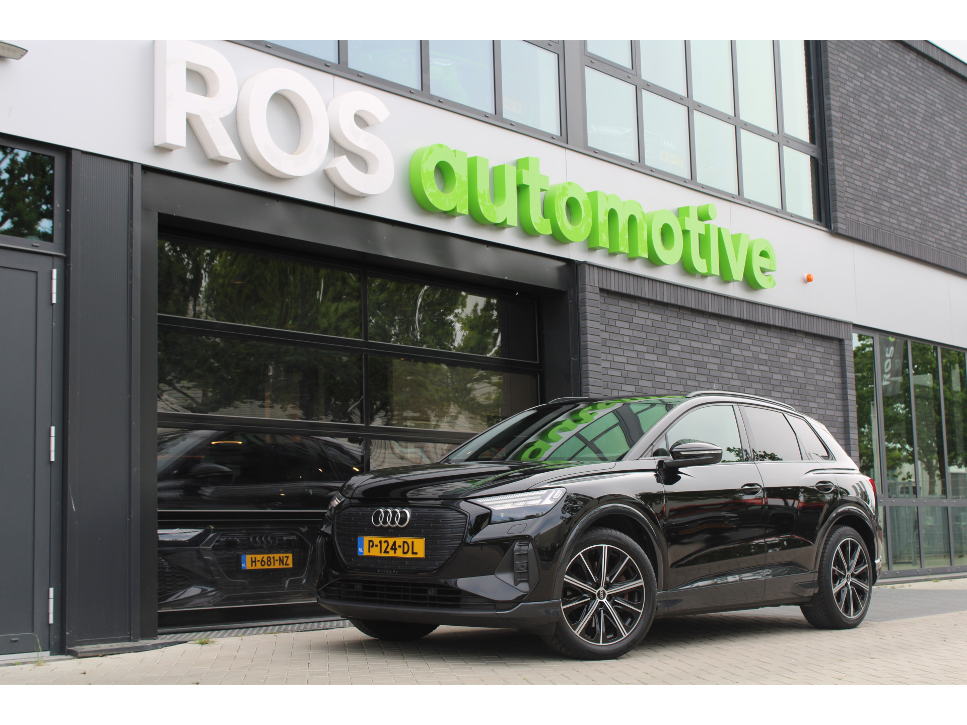 Audi Q4 e-tron 40 Launch edition Advanced Plus 77 kWh 45135527-0.jpg | ROS Automotive
