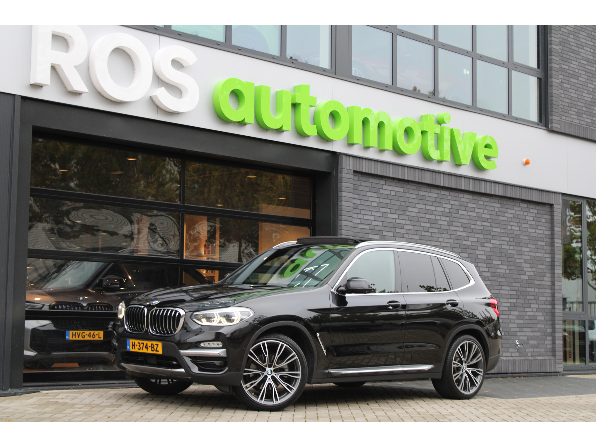 BMW X3 xDrive30i High Executive 48549171-0.jpg | ROS Automotive