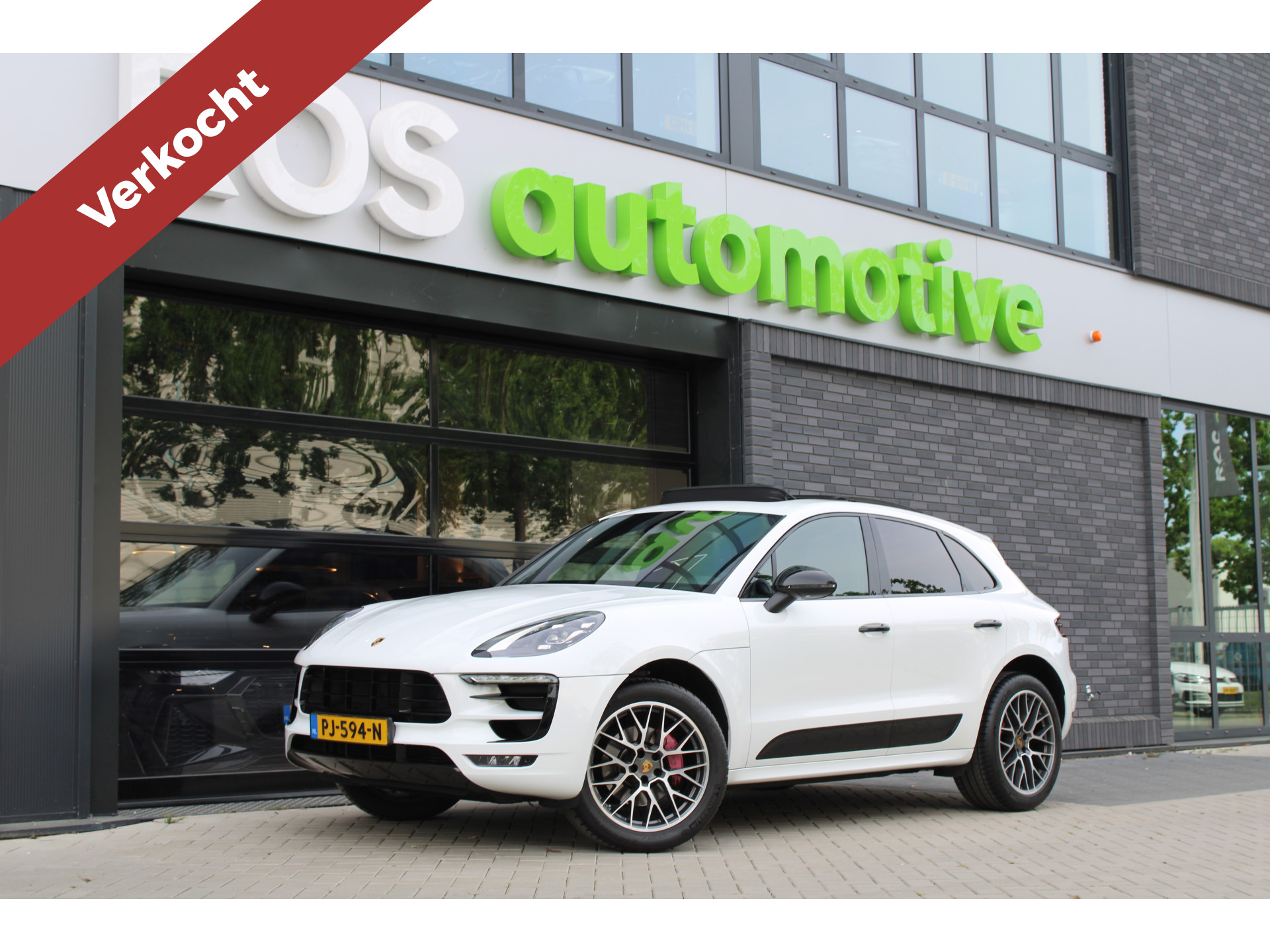 Porsche Macan 2.0 44965351-0.jpg | ROS Automotive
