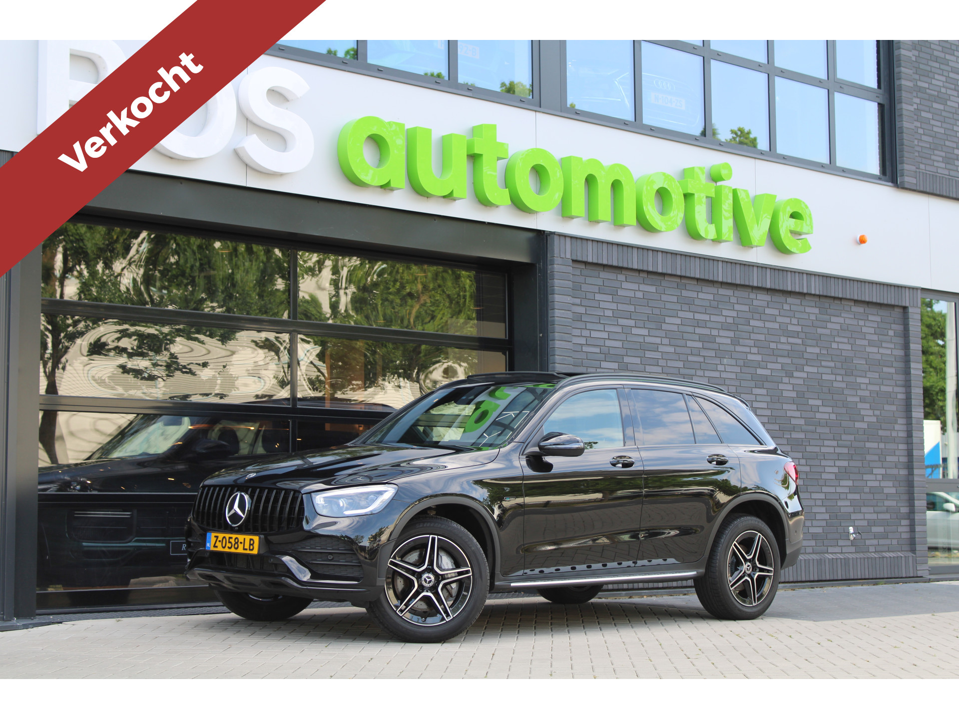 Mercedes-Benz GLC 300de 4MATIC Business Solution AMG 45803499-0.jpg | ROS Automotive